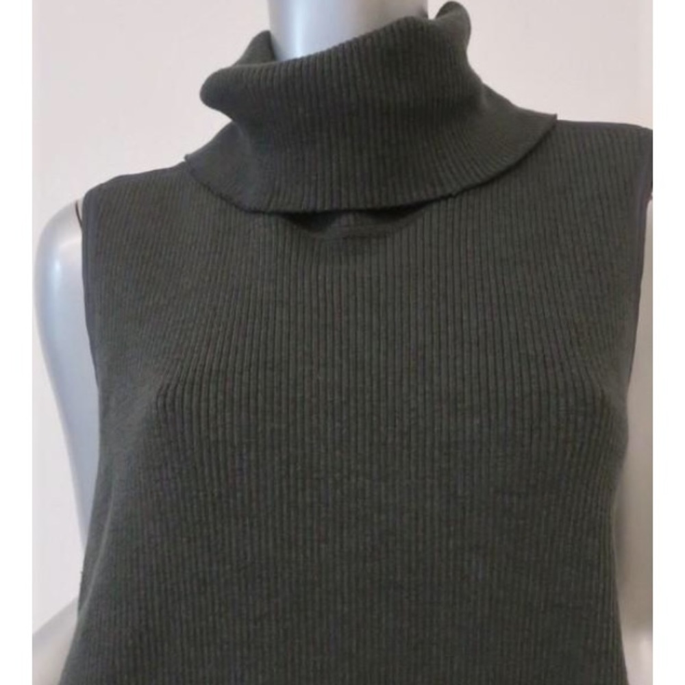 James Perse Fall Turtleneck Sleeveless Dress in Olive Green - Picture 4 of 10